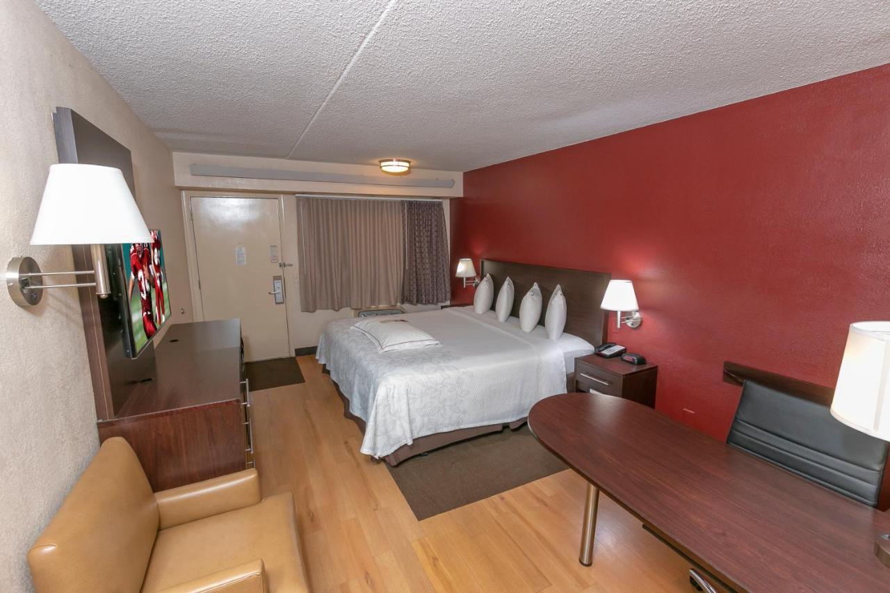 Red Roof Inn Plus+ Atlanta - Buckhead Druid Hills Eksteriør billede