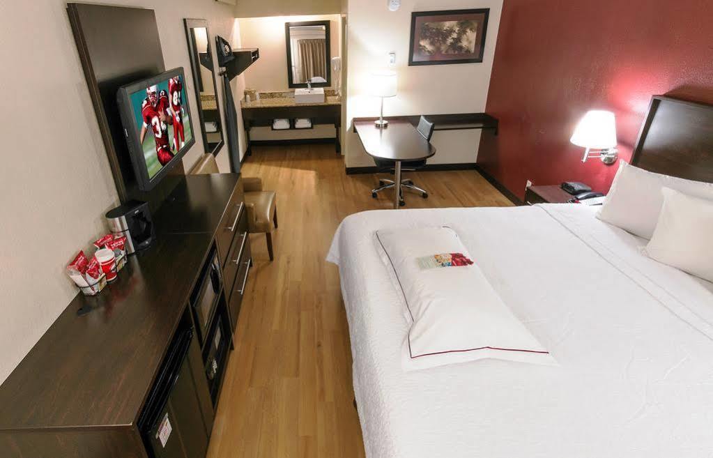 Red Roof Inn Plus+ Atlanta - Buckhead Druid Hills Eksteriør billede